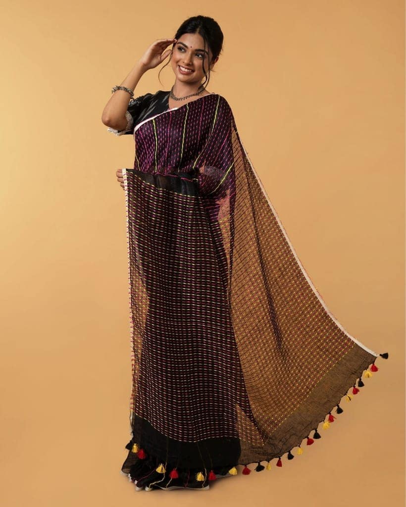 Pure Linen Weaving Design Kantha Work Saree Black Color with Kantha Blouse-2532 view 2