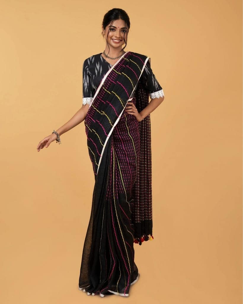 Pure Linen Weaving Design Kantha Work Saree Black Color with Kantha Blouse-2532 view 5