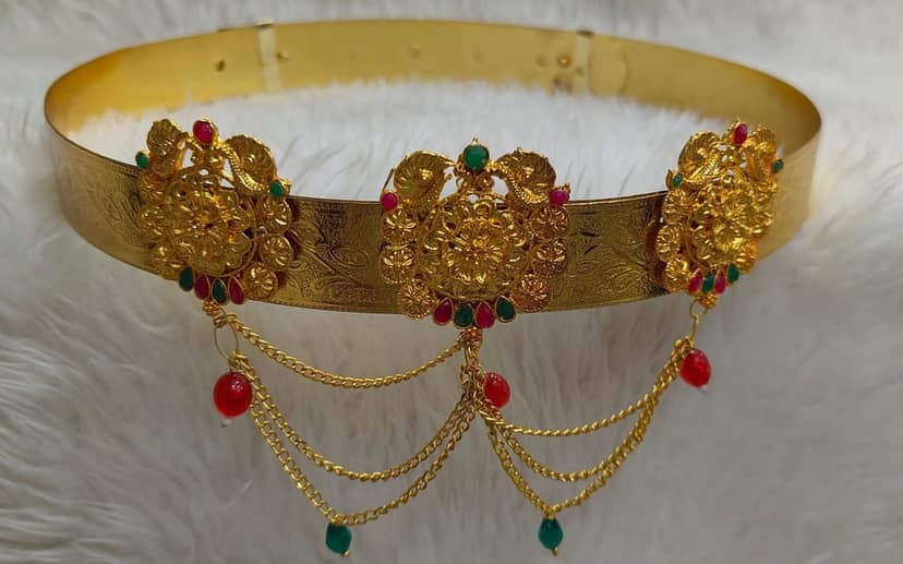 Bridal Waist Belt for Women, Gold Plated Traditional Indian Kamarband, Wedding Saree Belt view 4
