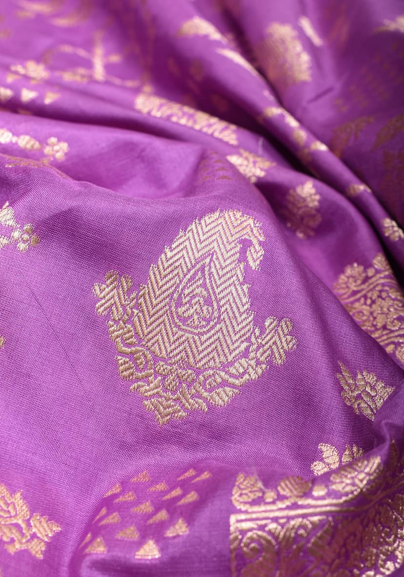 Lavender Banarasi Katan Silk Saree with Geometric Buti Jaal | SILK MARK CERTIFIED view 4
