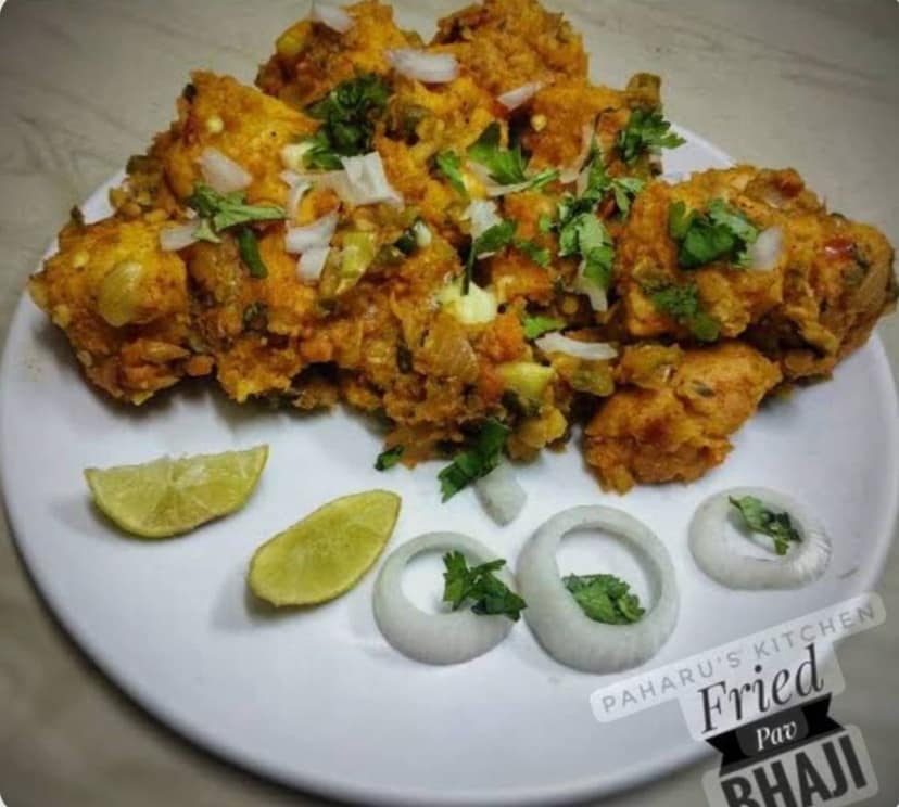 Fried pav bhaji