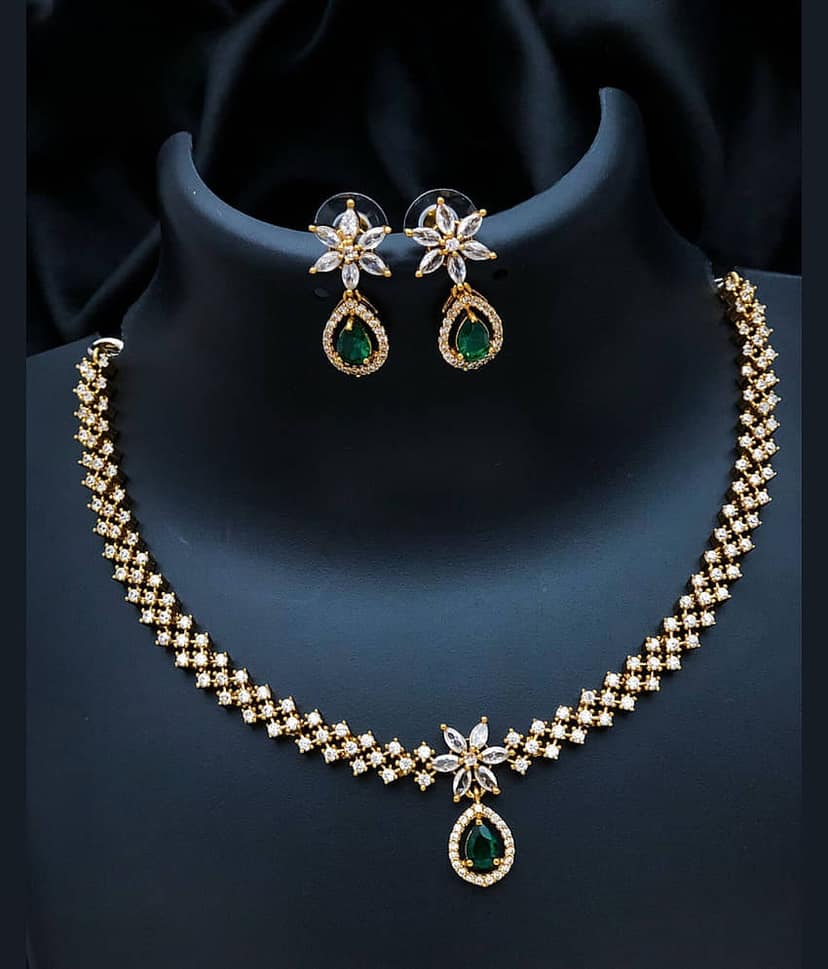 ROFARWORD Gold Brass Necklace Set ( Pack of 1 ) view 2