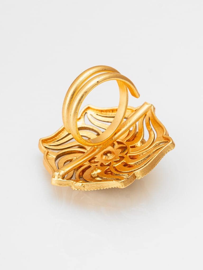 Morison Classic Solitaire Gold Ring Timeless Elegance view 3