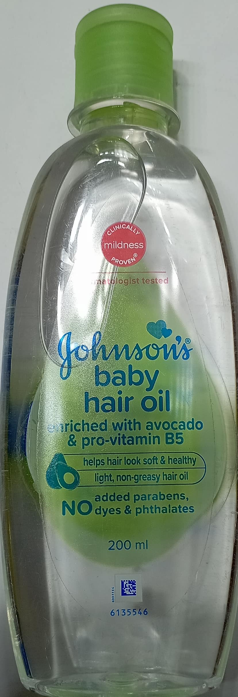 Johnson baby hair oil enriched with avocado & pro vitamins B5 200ml