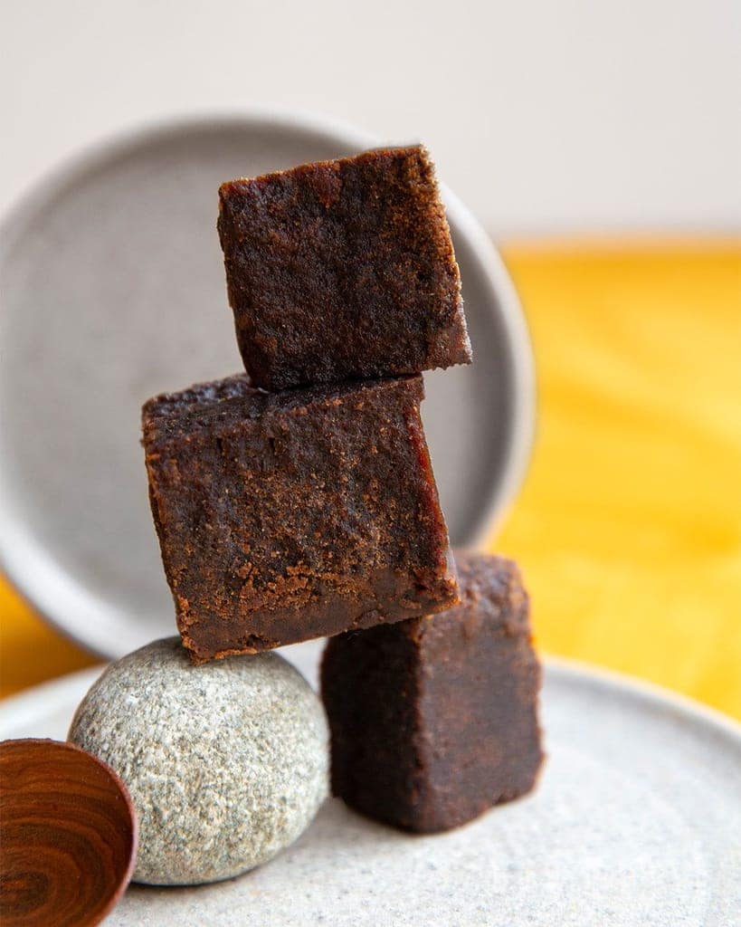 Jaggery Cubes - 1 Kg view 6