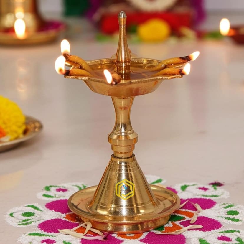 Brass Table Decor Kerala Fancy Deepak, Oil Lamp No. 1 - Elegant Puja Deepak for Home Use, Height : 3.5 Inch (FMAS683 A)