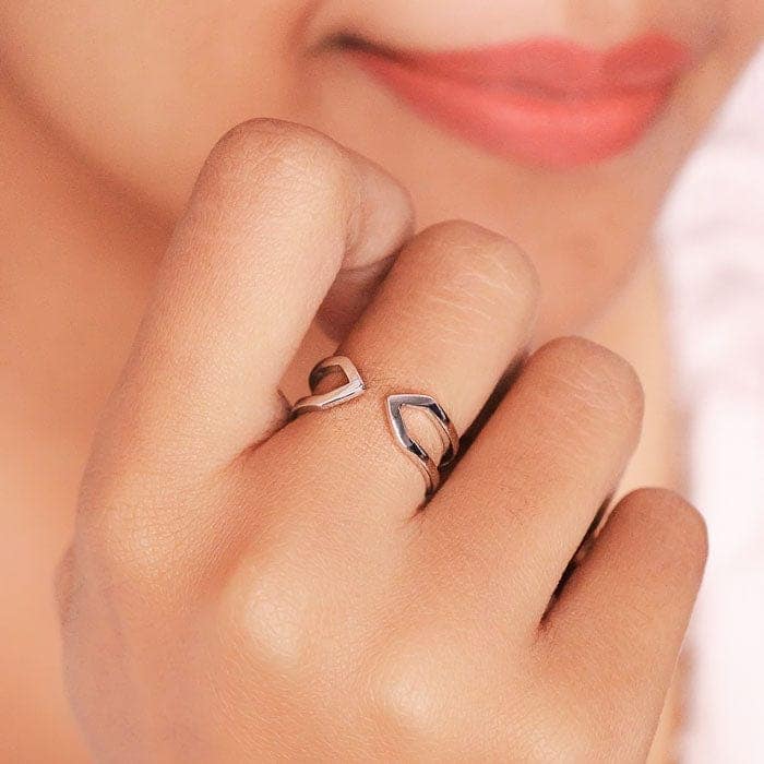 Silver Curve & Edge Ring view 3