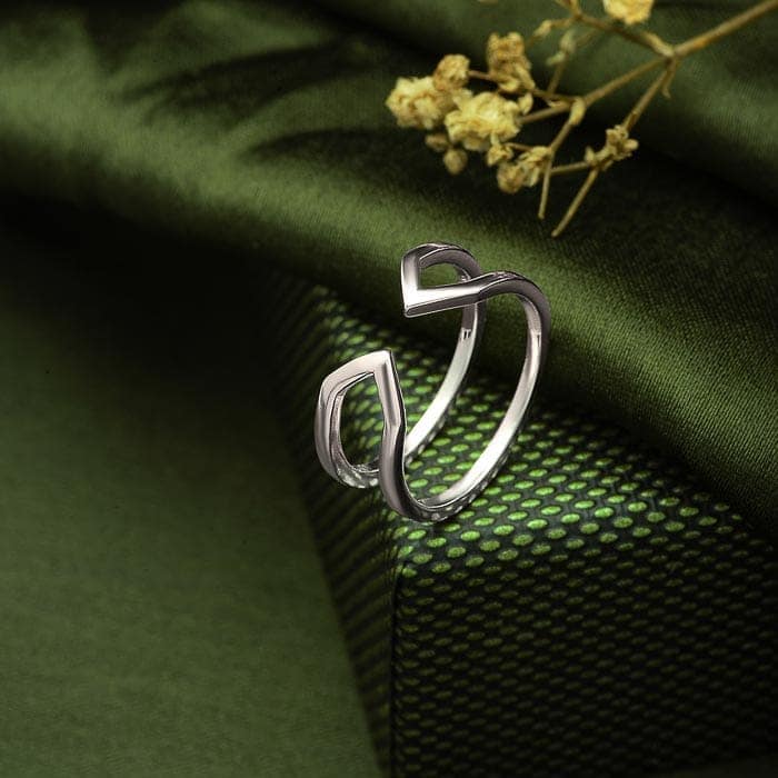 Silver Curve & Edge Ring view 4