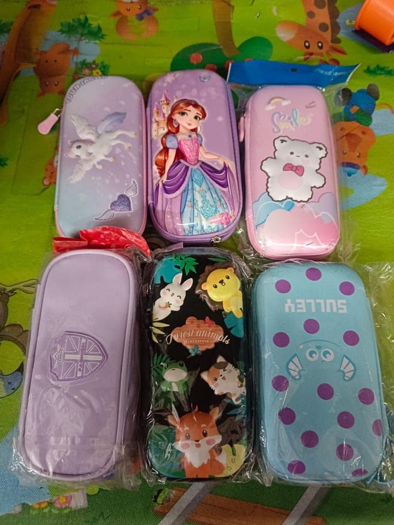3D Cartoon Zipper Compass Box, Pencil Box (1 Pc / Mix Design) view 8