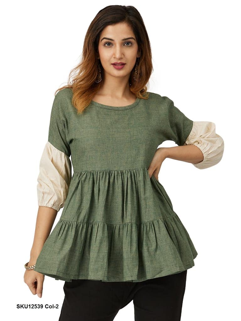 Stylish Red Tiered Peplum Top with Contrast Cuff Sleeves view 9