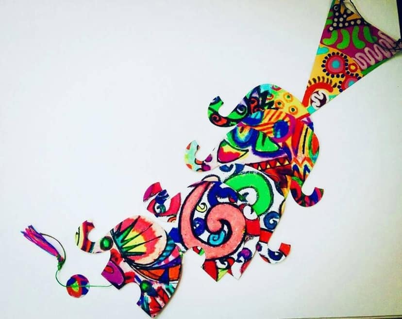 COLORFUL ELEPHANT SHAPED BUNTING