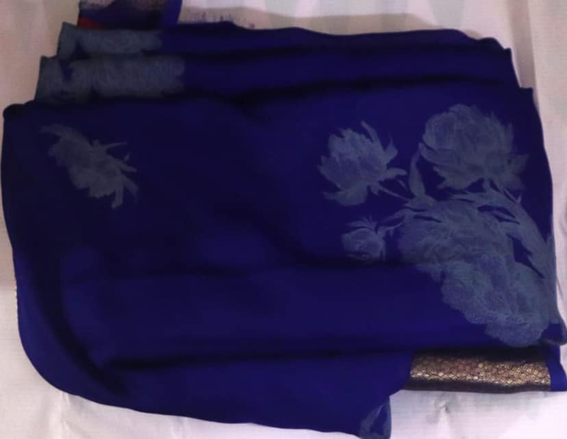 Blue Floral Saree with Golden Border view 3