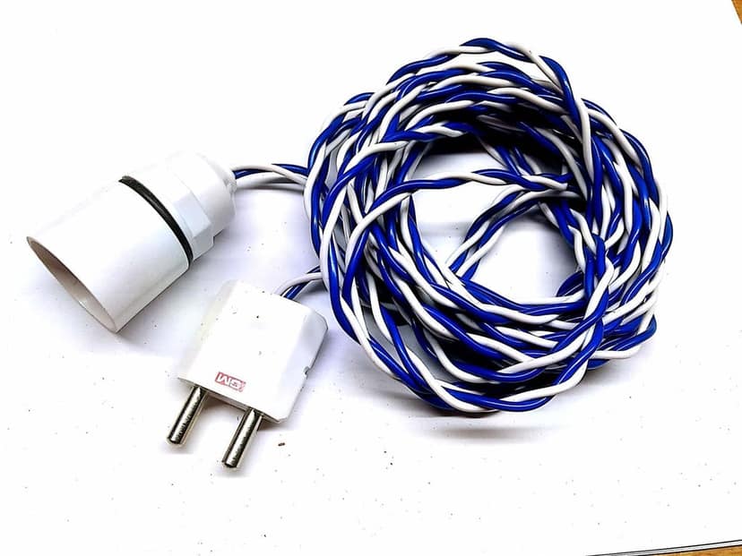 2-pin Flexible Wire with holder ? GM Make (5 meter coaxial wire)