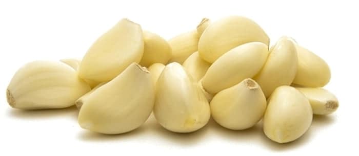 Organic Peeled Garlic (Lahsun) | The GIR Family Farmer view 3