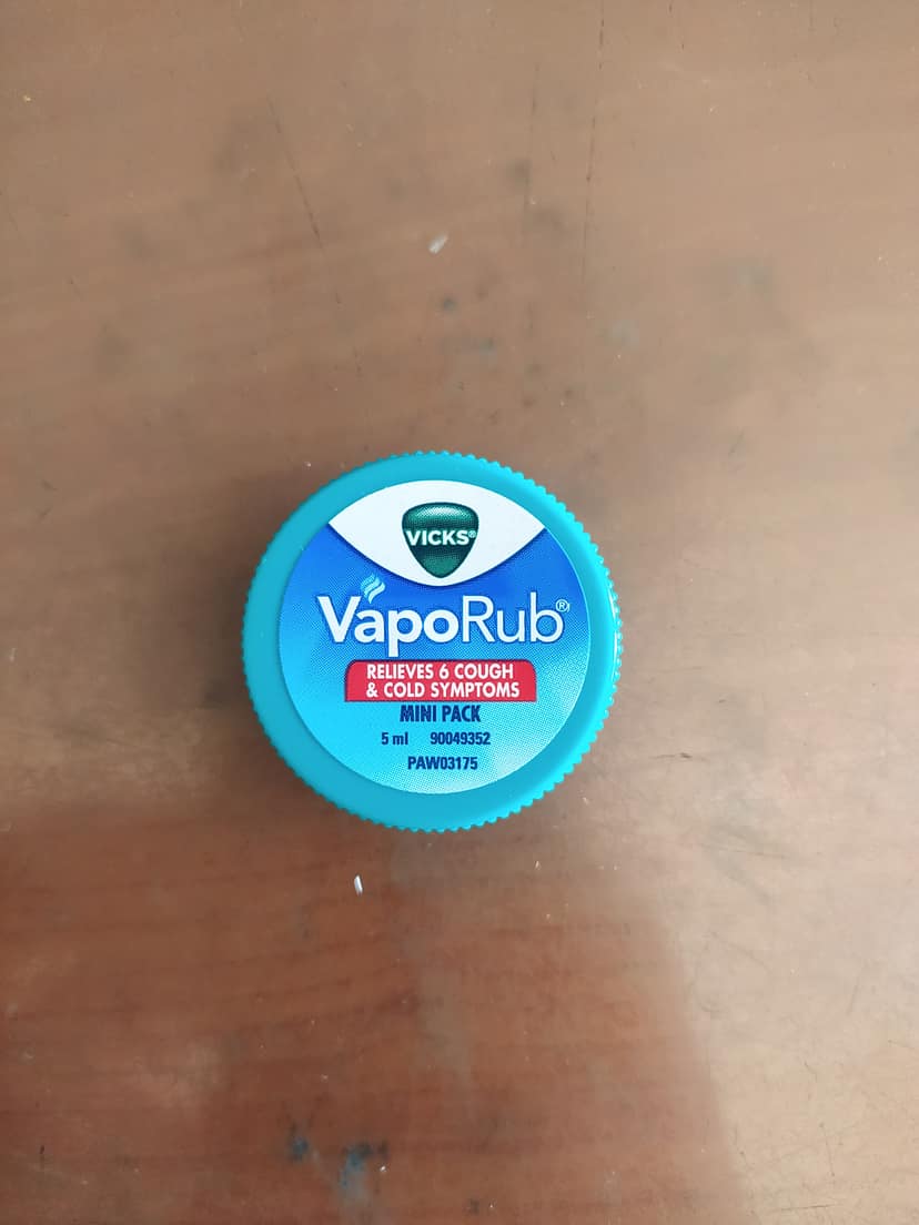 Vicks Vaporub Relieves 6 cough & cold symptoms Mini pack