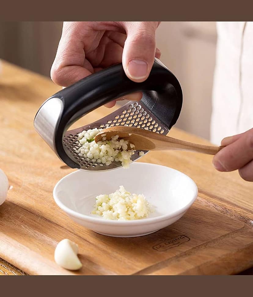 GKBOSS Black Stainless Steel Garlic Peeler ( Pack of 1 ) view 2