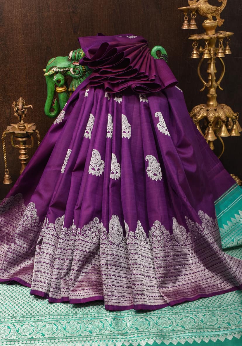 Regal Purple Kanjivaram Silk Saree with Paisley zari Motifs and scalloped borders| | SILK MARK CERTIFIED