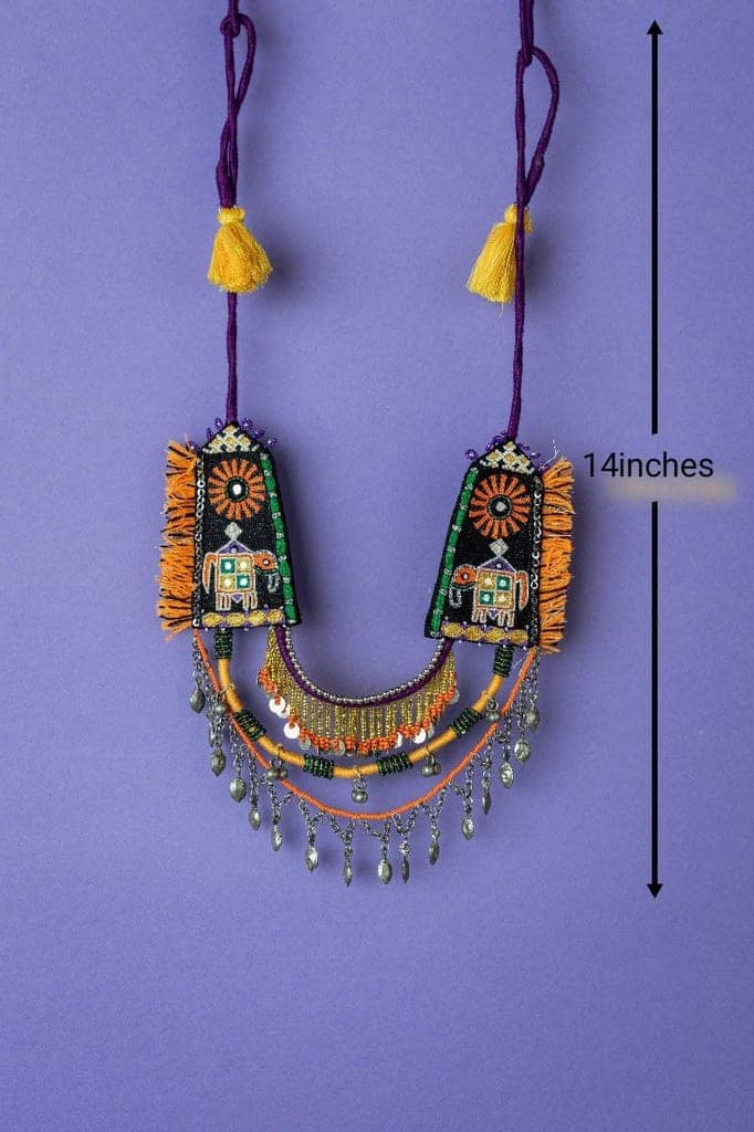 Veto Tha!! Neckpiece view 4