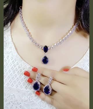 Ladymania White Alloy Necklace Set ( Pack of 1 )