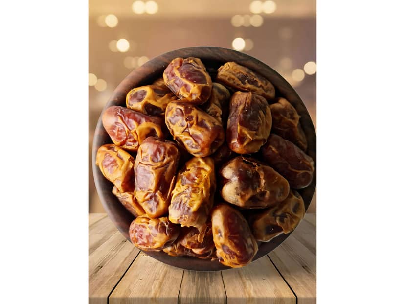 Valleys Premium Saudi Arabian Sagai Dates - 400 Gram view 2