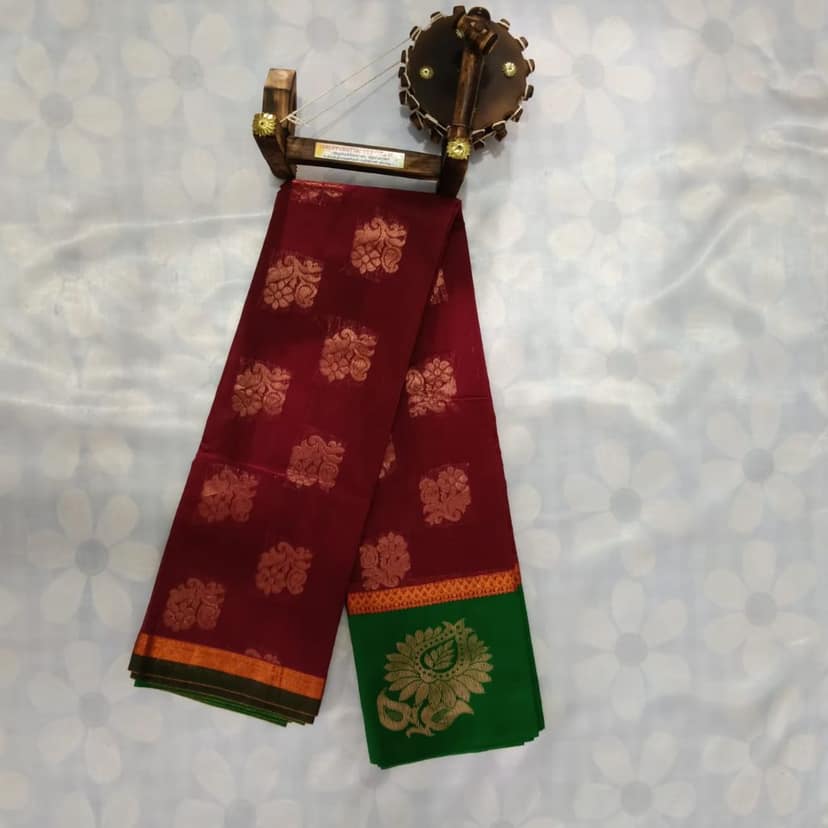 Silk Cotton Saree with Blouse view 3