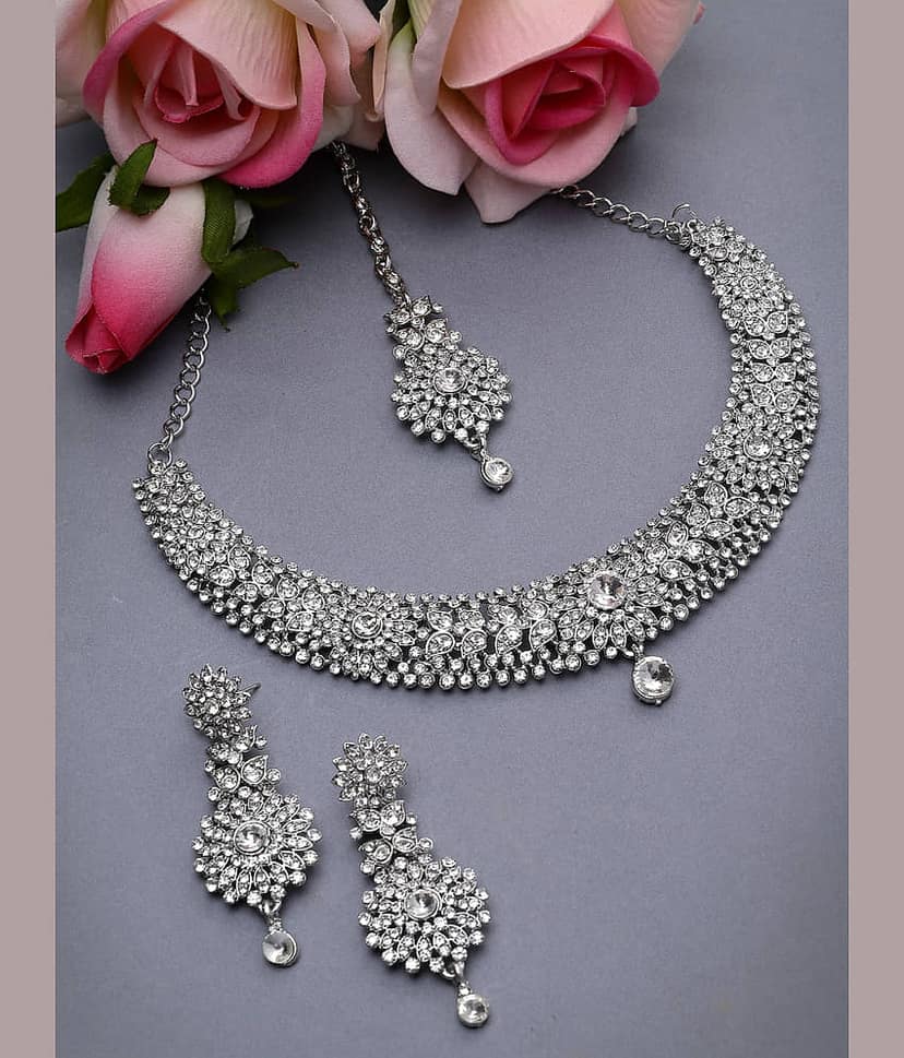 Sukkhi Silver Alloy Necklace Set ( Pack of 1 )
