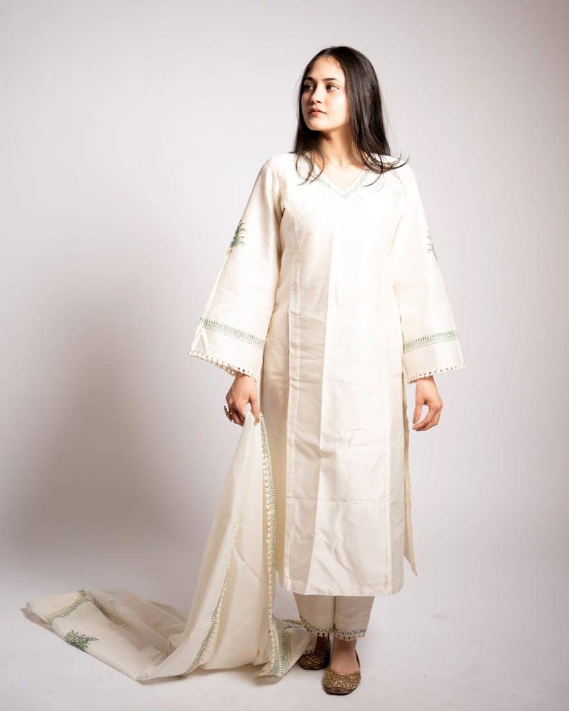 Chanderi White Kurta Set by Aagaaz Jaipur view 3