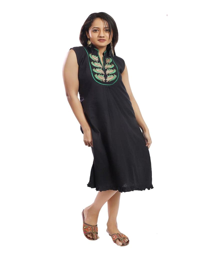 Bold Is Beautiful Black Handwoven cotton Embroidered Kurta view 3