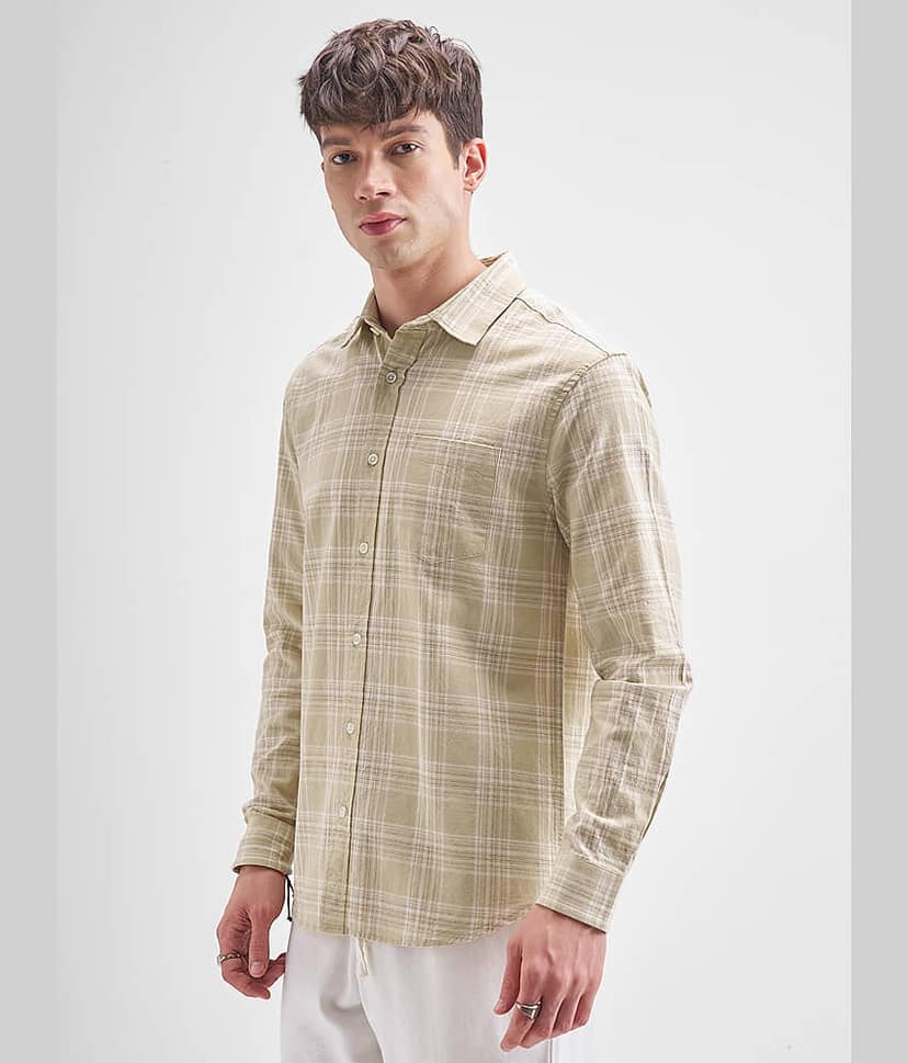 Highlander 100% Cotton Relaxed Fit Checks Full Sleeves Men's Casual Shirt - Beige ( Pack of 1 ) view 4