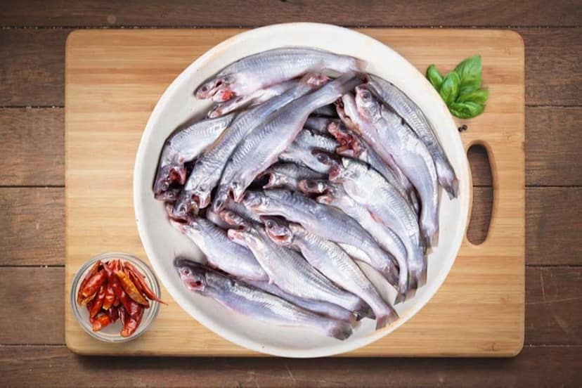 Tengra - Whole Cleaned & Gutted With Head - (500gms Pack)