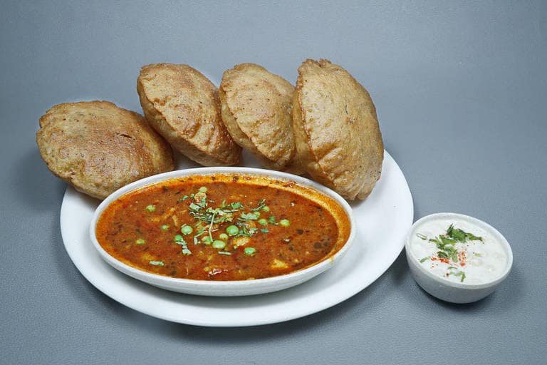 Khasta kachori