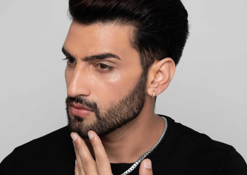 Radiant Flux Mini Hoop Earring For Men (1 Pc Only) view 6