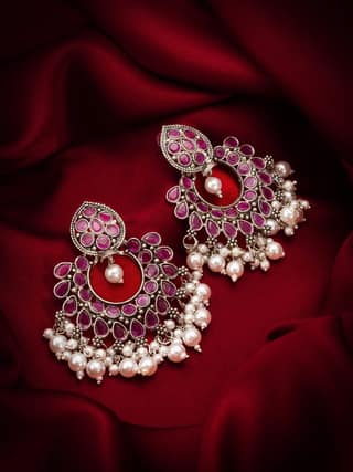 Morison Golden Feather Earrings Graceful Elegance for Every Occasion