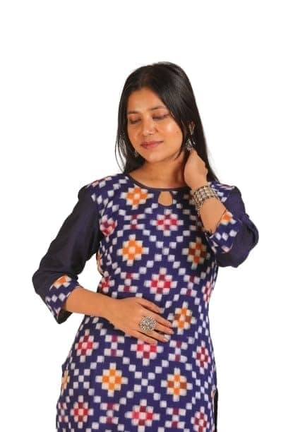 GHL GUENDICHA HAAT Sambalpuri Certified Handloom Women's Pure Cotton Round Neck Kurta view 3