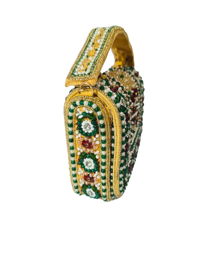 Ayaan woman handmade clutch view 3