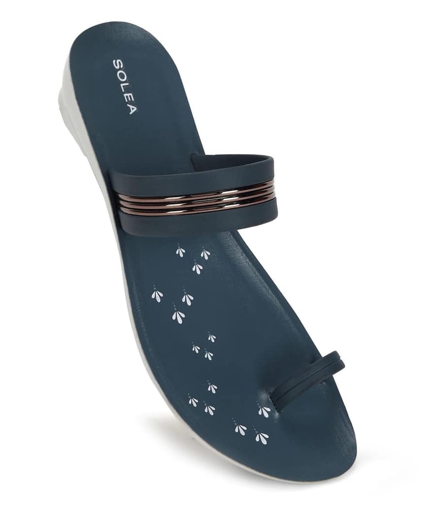 Paragon Women Everyday Sandals | Latest Style | Comfortable Cushioned Sole for Daily Outdoor Use view 3