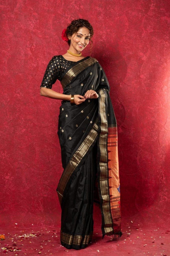 Chandrakor: Handloom Pure Silk Paithani Saree with Traditional Peacock Pallu ~ Royal Blue view 2