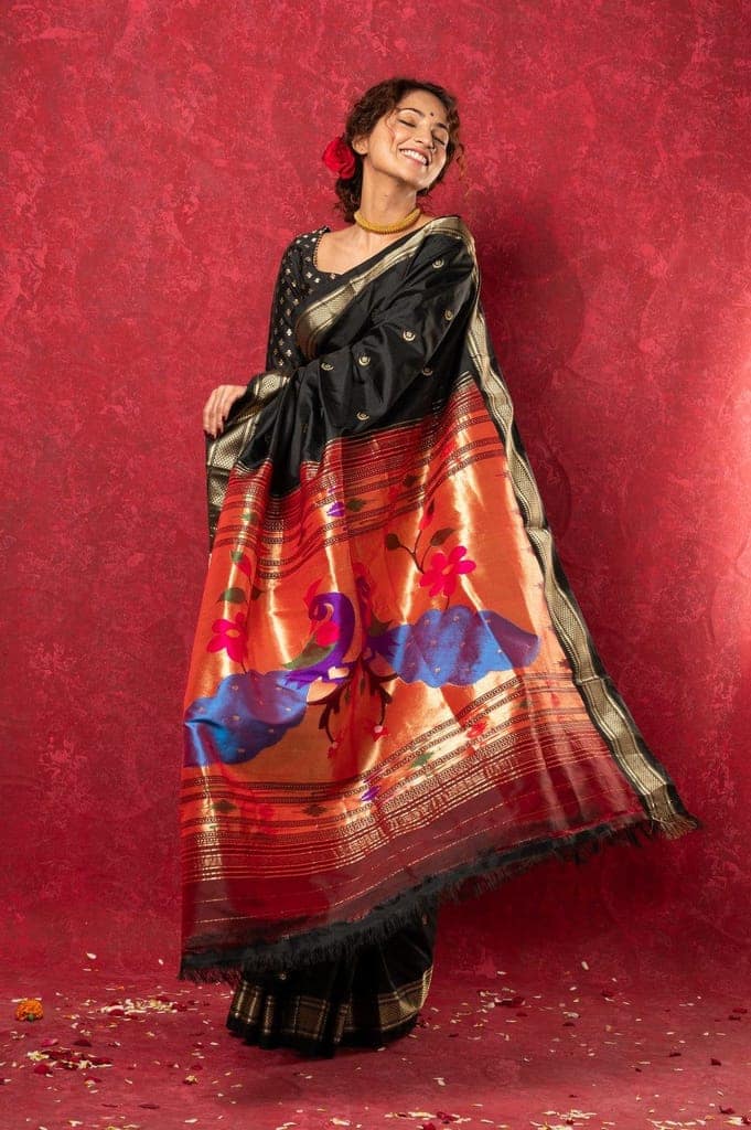Chandrakor: Handloom Pure Silk Paithani Saree with Traditional Peacock Pallu ~ Royal Blue view 3
