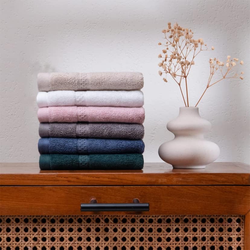 Feather & Spun Bamboo Cotton Face Towel(Pack of 4) | Lavender Fragrance | Oeko-TEX® Standard 100 | Anti Microbial | Fade Resistant | Double Needle Stitch | 600 GSM - 33 cms x 33 cms view 6