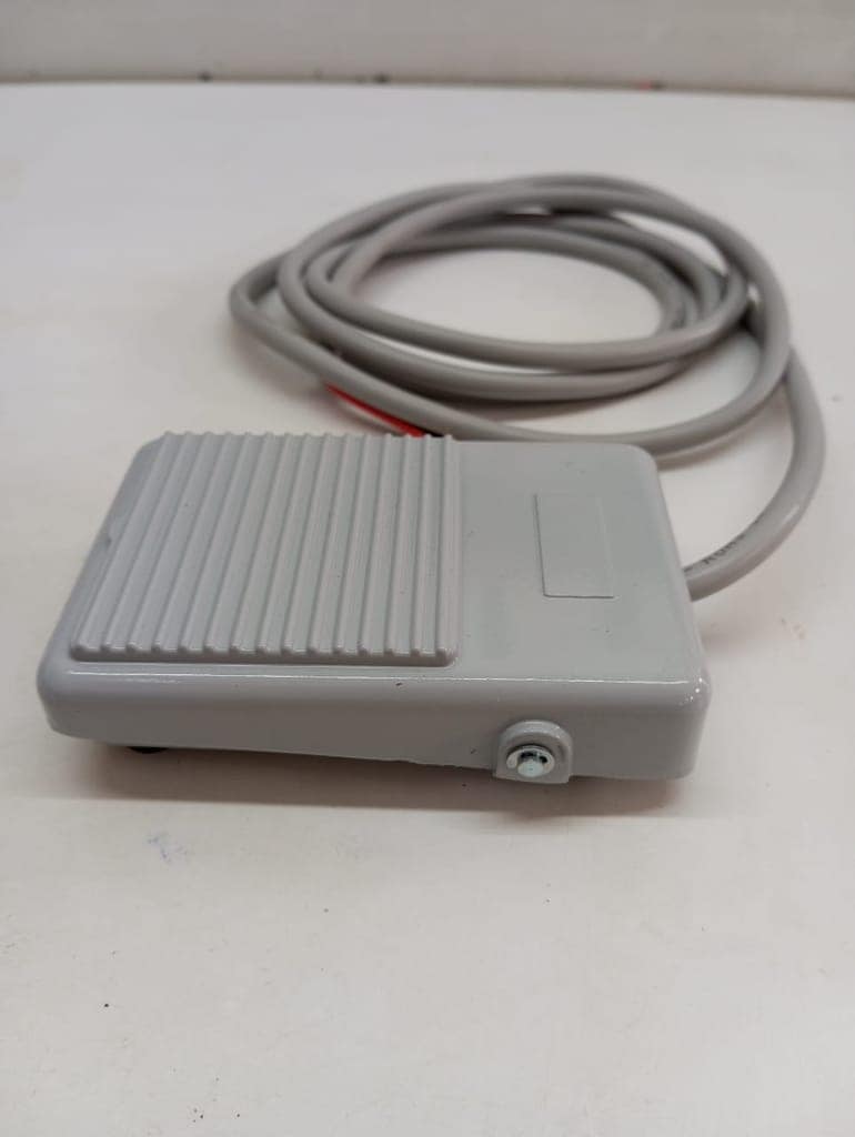 BRISK brand Foot Switch, BFS-01/A/C2.2, 10A/250VAC view 2