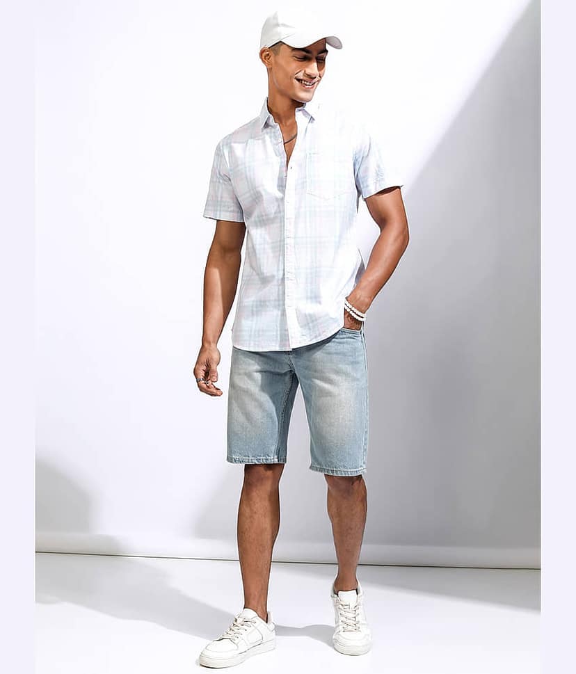 Locomotive 100% Cotton Regular Fit Checks Half Sleeves Men's Casual Shirt - Multicolor ( Pack of 1 ) view 2