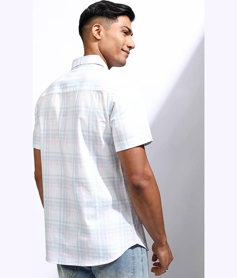 Locomotive 100% Cotton Regular Fit Checks Half Sleeves Men's Casual Shirt - Multicolor ( Pack of 1 ) view 3