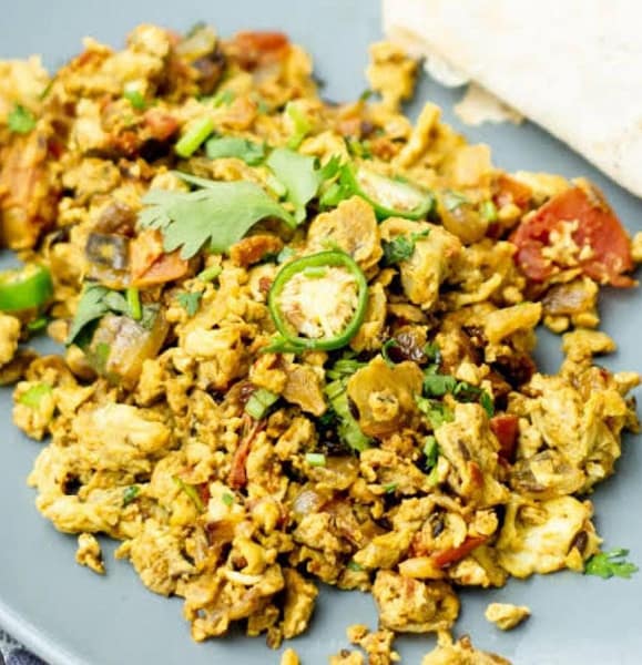 Egg bhurji (4 eggs)