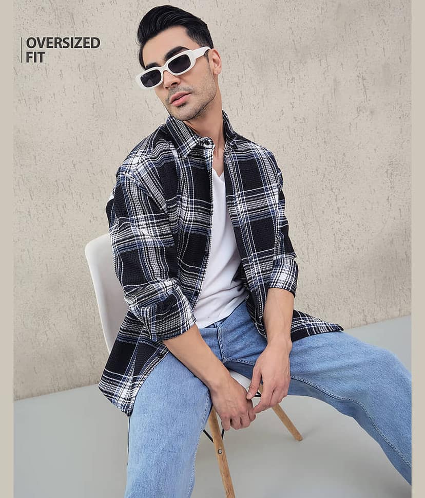Chimpaaanzee Cotton Blend Oversized Fit Checks Full Sleeves Men's Casual Shirt - Black ( Pack of 1 )