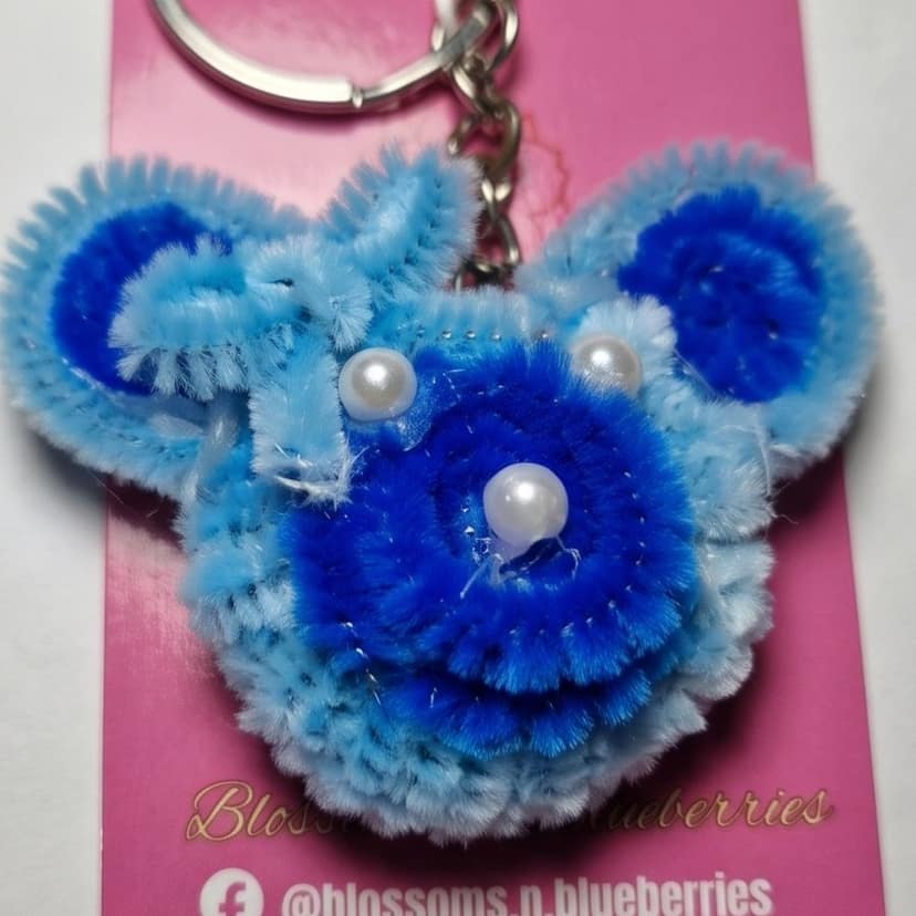 Handmade Pipe Cleaner Bear Keychain view 4
