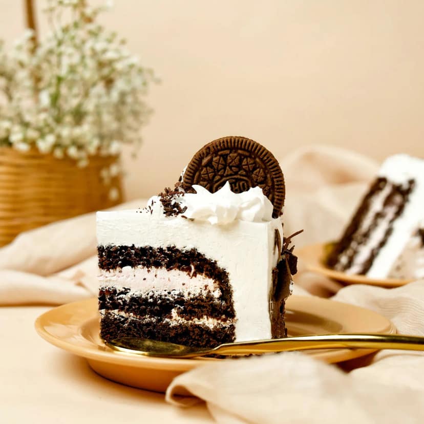 Birthday Special Black Forest Cake Half Kg view 4