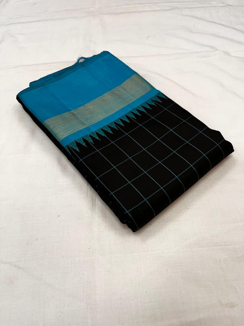 Black Color Traditional Checkered Kanjivaram Pure Silk Saree view 3