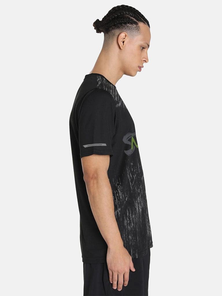 Men Black Graphic Printed Crew Neck regular Fit T-shirt view 3