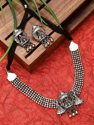Cardinal Oxidized Silver Choker Choker Necklace Set