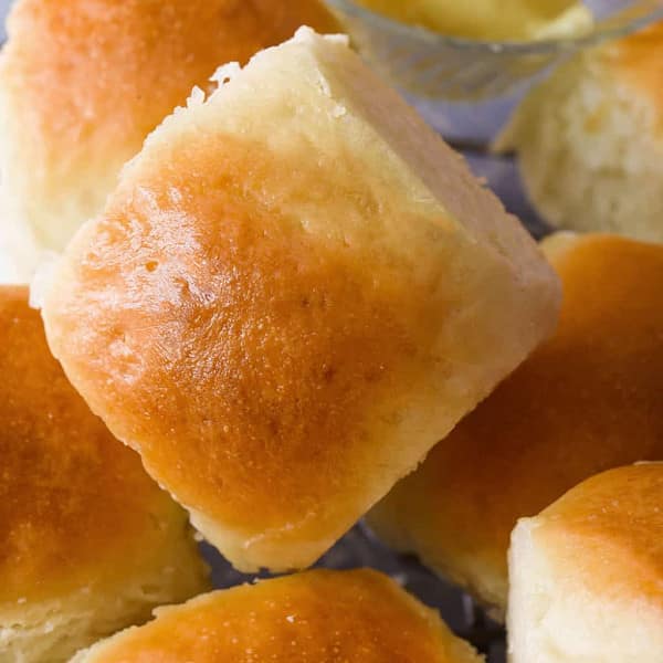 Butter pav [o]